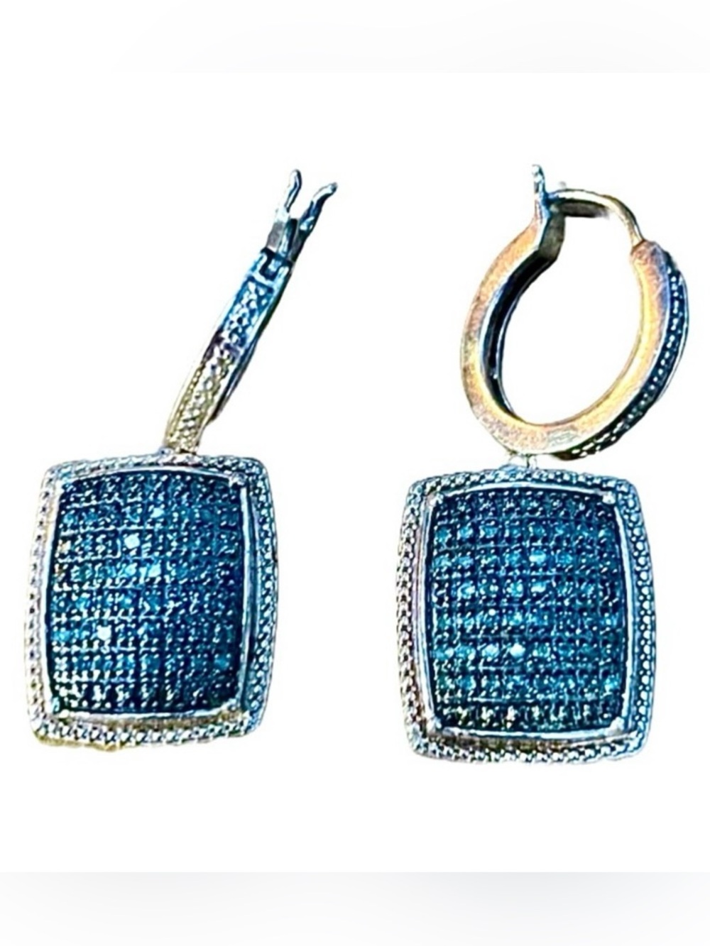 Diamond Blue Pompadour Rhodium over SS. Beautiful earrings